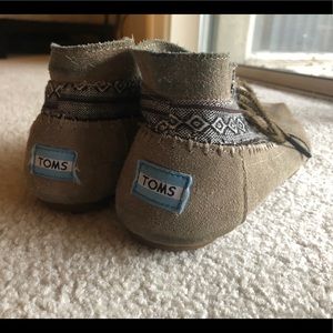 TOMS booties